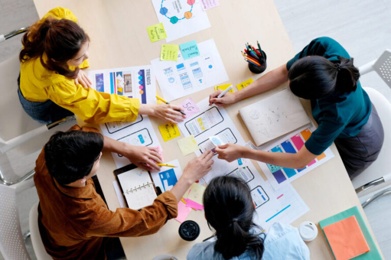 Choosing between Freelancer or Agency for Your Website